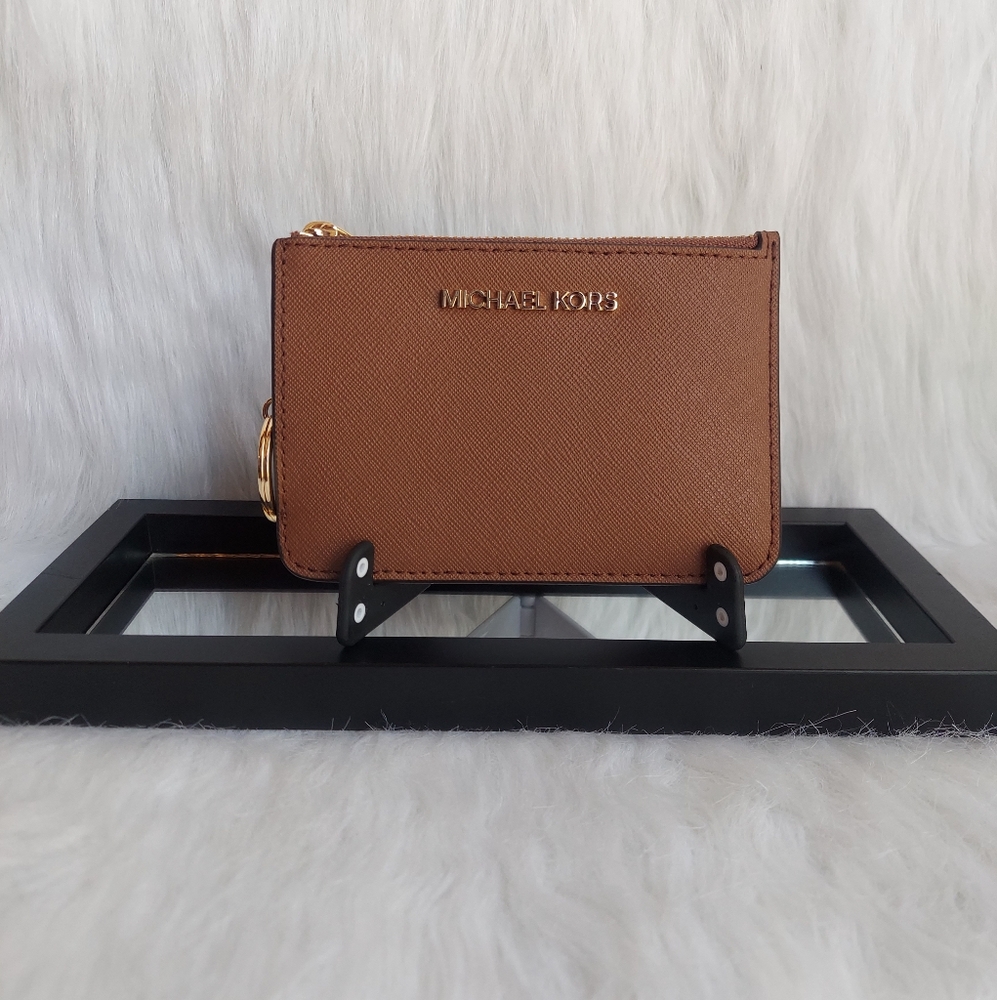 Michael Kors Brown Leather Jet Set Travel Wallet